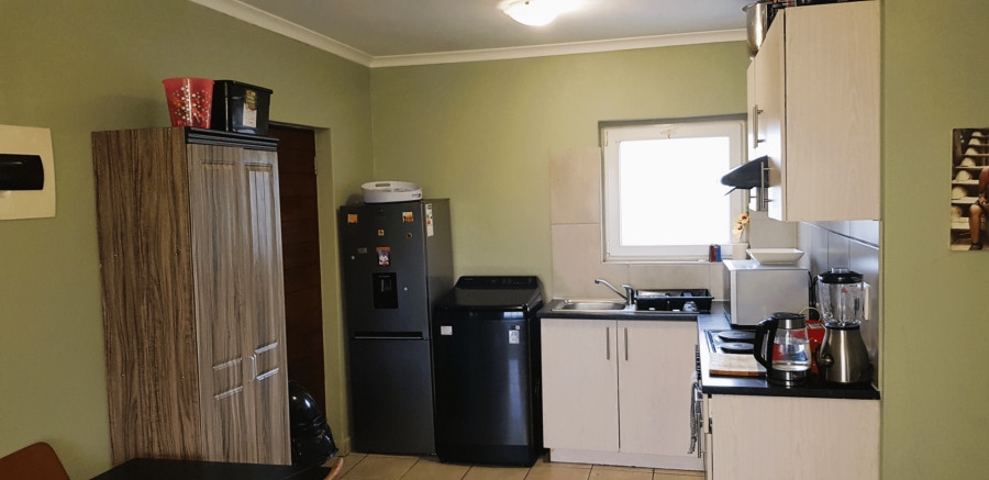 2 Bedroom Property for Sale in Klein Drakenstein Western Cape